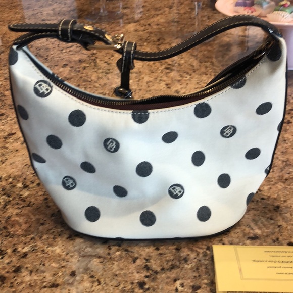 New Dooney And Bourke bag - Picture 2 of 6